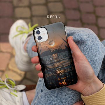 RF036 - Illustration Of A Night View On A Lake With A Full Moon --- Mobile Case